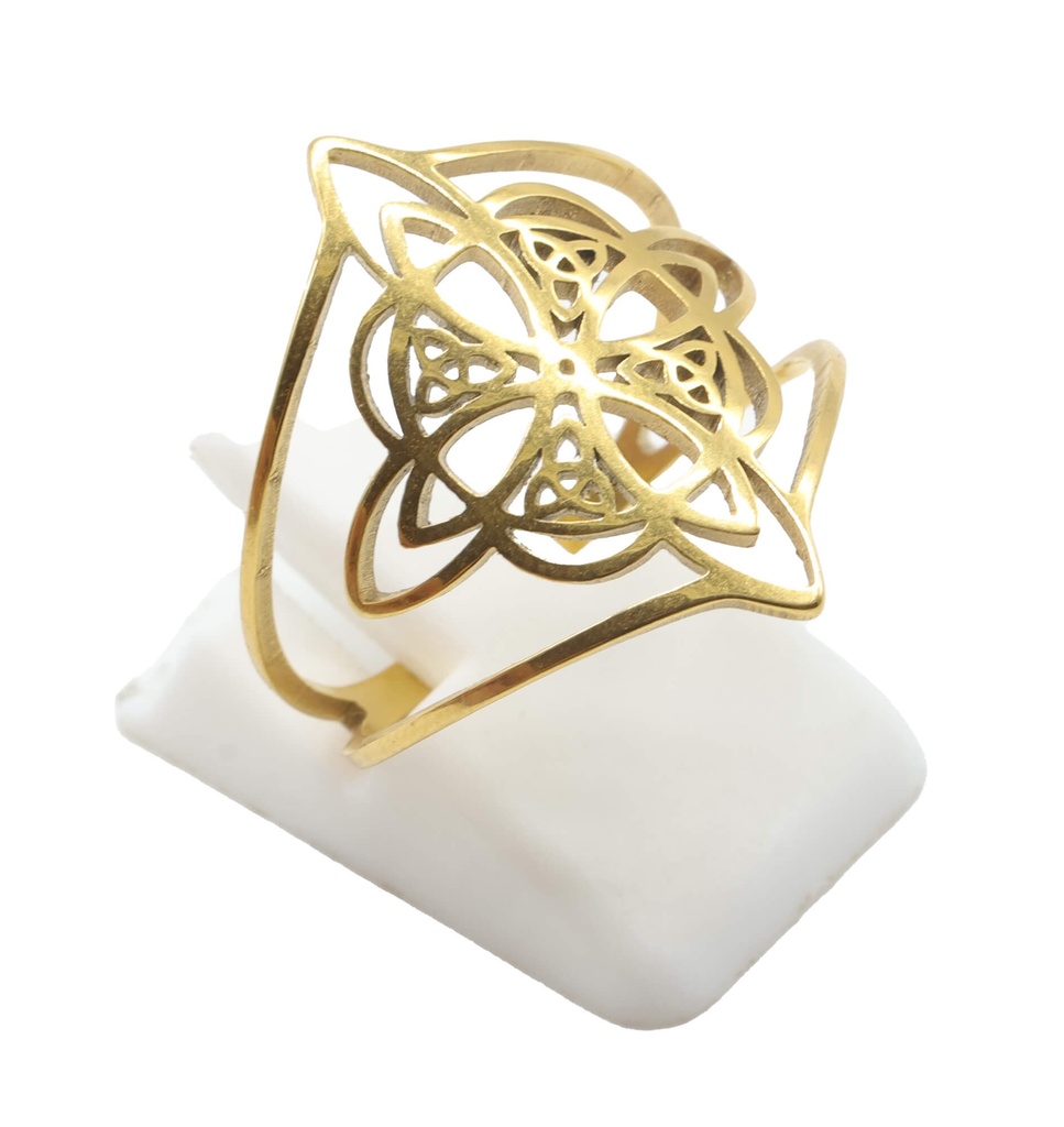 Anillo Acero dorado con Nudo de Bruja